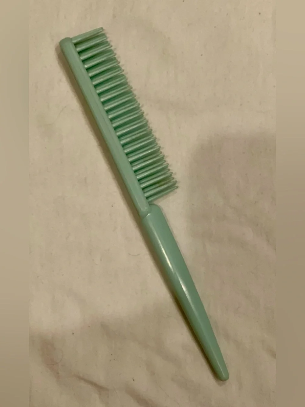 Vintage Estée Lauder Light Green Hair Teasing comb